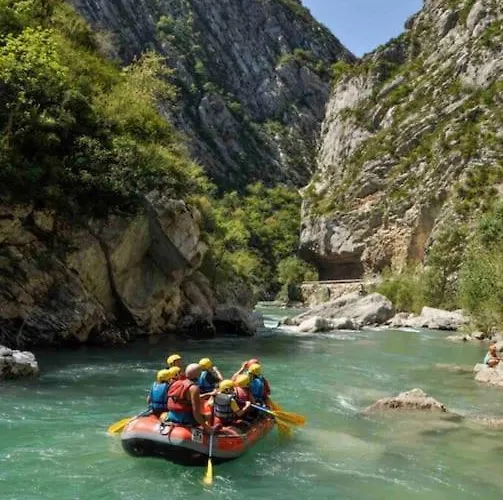 Maison A * 卡斯特拉讷